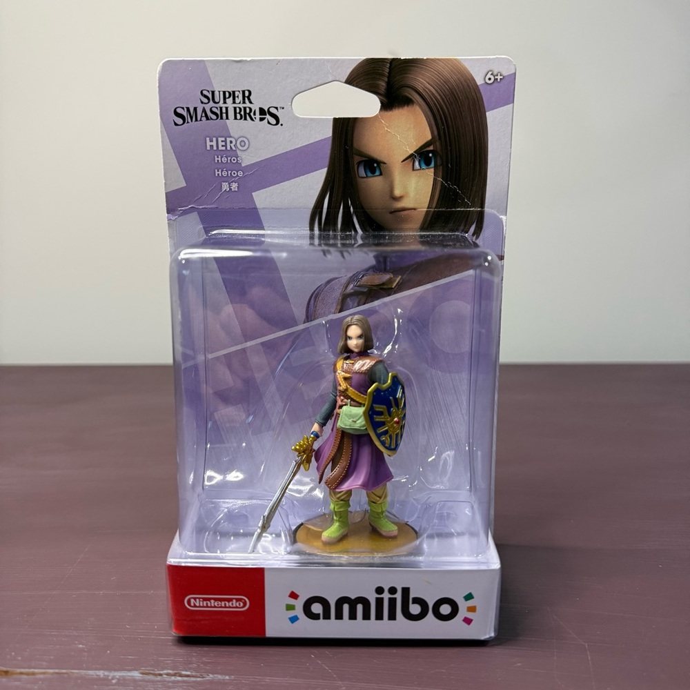 Nintendo Super Smash Bros. Hero Amiibo Dragon Quest NEW NIB